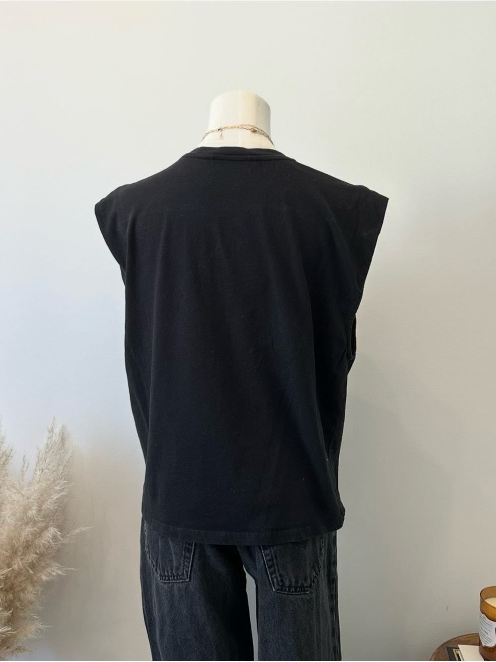 Black Sleeveless Top - Picture 5 of 5
